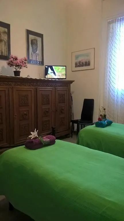 Apartment Appartamento Jade Florence Italy